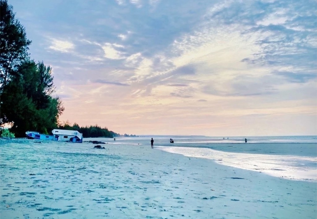 Pantai Kuala Beurabo